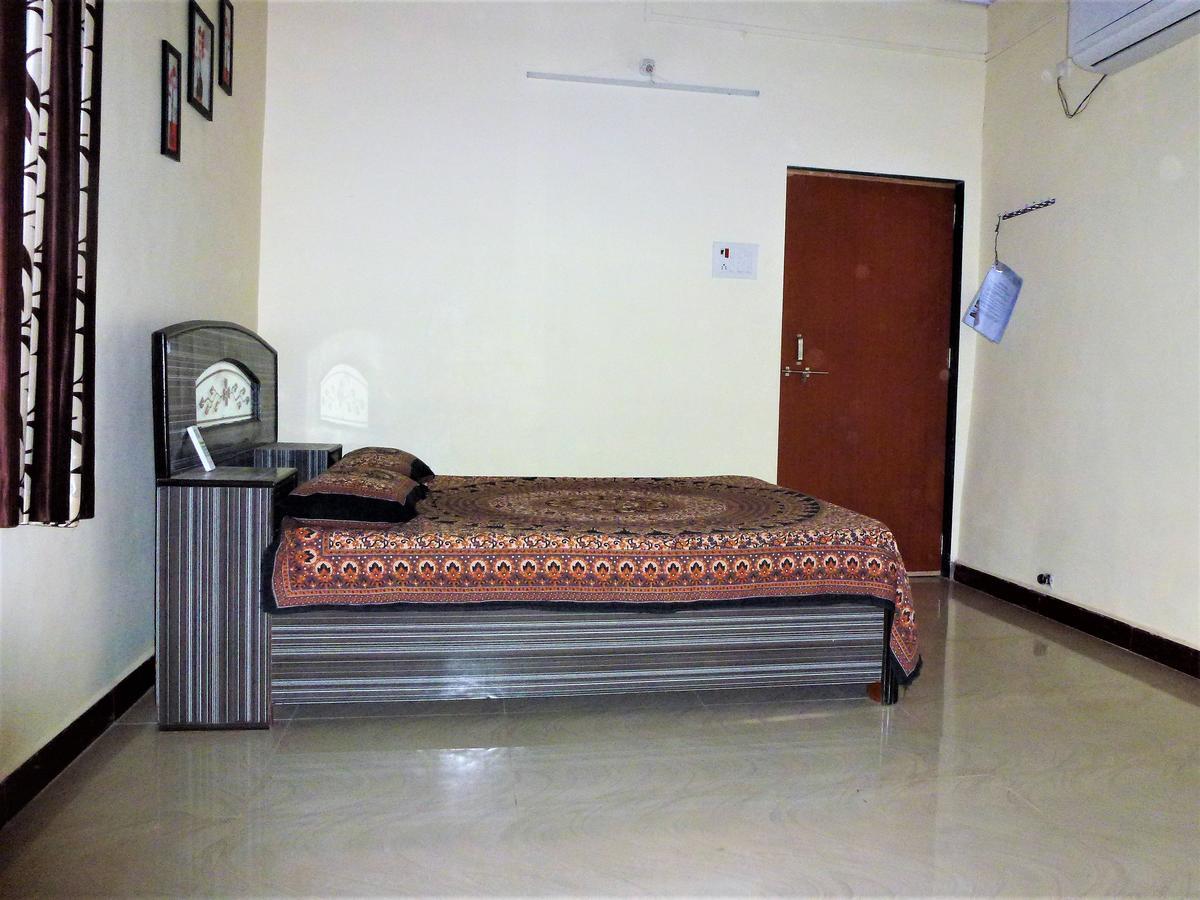 Ashish Baug Cottage Alībāg Buitenkant foto