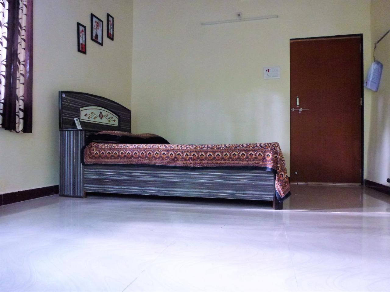 Ashish Baug Cottage Alībāg Buitenkant foto